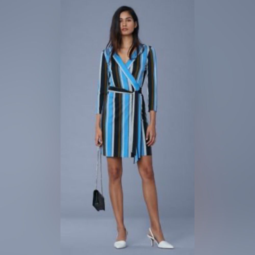Diane Von Furstenberg Julian 100% Silk Jersey Mini Wrap Dress Women’s 3/4 Sleeve